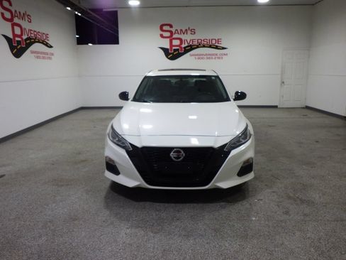 Used 2019 Nissan Altima 2.5 SR w/ SR Premium Package FWD image 6