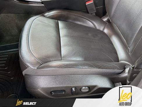 Used 2016 Buick Regal AWD image 18