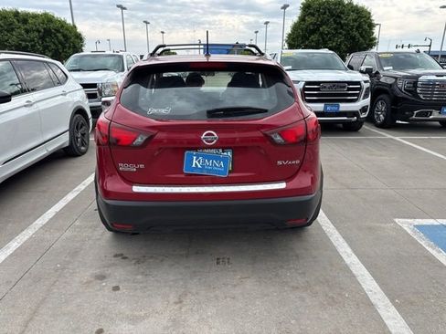 Used 2018 Nissan Rogue Sport SV w/ SV Technology Package AWD/4WD image 6