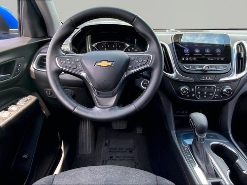 Used 2024 Chevrolet Equinox LT FWD image 8