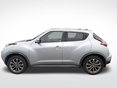 Used 2017 Nissan Juke SV image 8