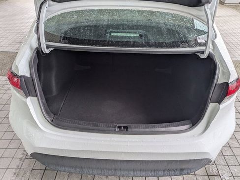 Used 2023 Toyota Corolla LE image 10