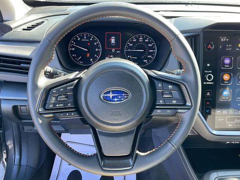 Used 2025 Subaru Crosstrek 2.5i Limited w/ Crosstrek Mirror Package AWD/4WD image 14