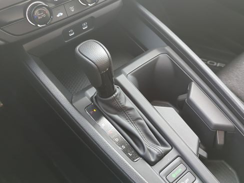 Certified 2025 Honda Accord LX image 27