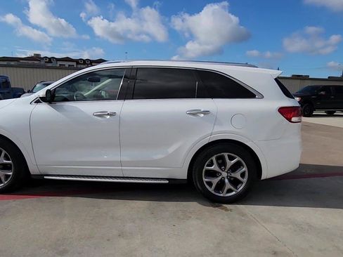 Used 2017 Kia Sorento SX FWD image 6