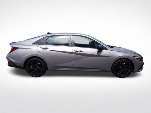 Certified 2026 Hyundai Elantra Sport FWD image 8