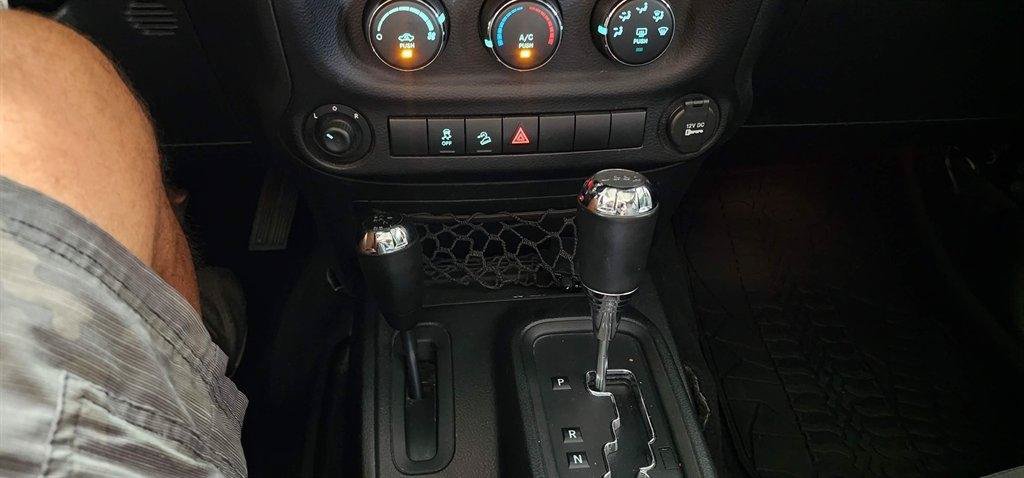 Used 2015 Jeep Wrangler Unlimited Sport w/ Quick Order Package 24S AWD/4WD image 28