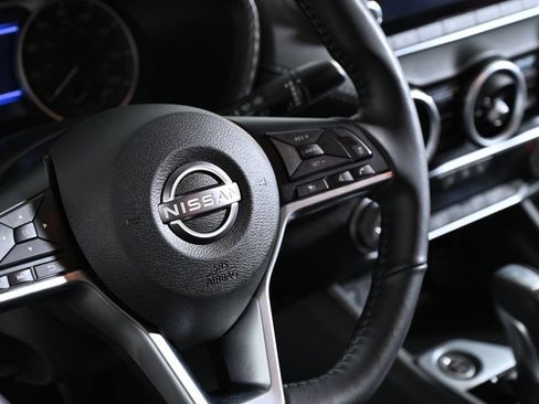 Certified 2024 Nissan Sentra SV w/ All-Weather Package FWD image 9