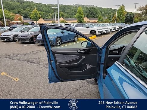 Certified 2025 Volkswagen Jetta SEL FWD image 37