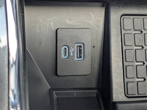 Used 2023 Ford F150 Lariat w/ Equipment Group 502A High image 21