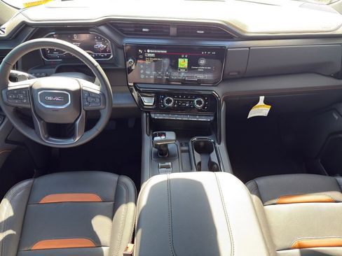 Used 2025 GMC Sierra 1500 AT4 w/ AT4 Premium Package image 25