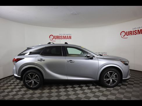 Used 2024 Lexus RX 350 Premium w/ Accessory Package (K3) AWD/4WD image 11