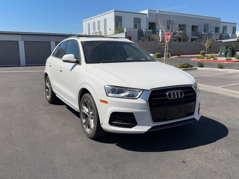 Used 2016 Audi Q3 2.0T Premium Plus w/ Technology Package FWD image 2