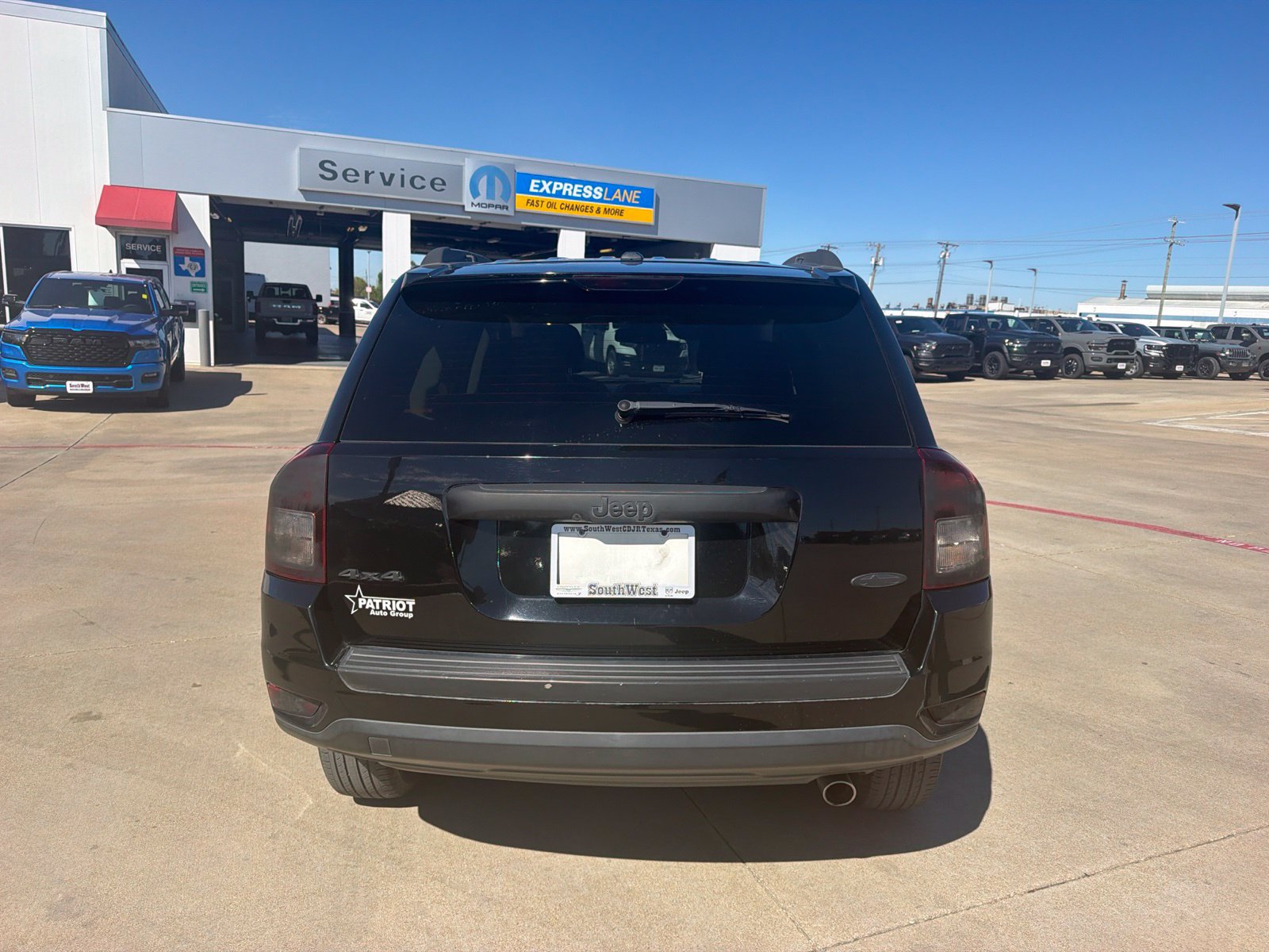 Used 2016 Jeep Compass High Altitude AWD/4WD image 6