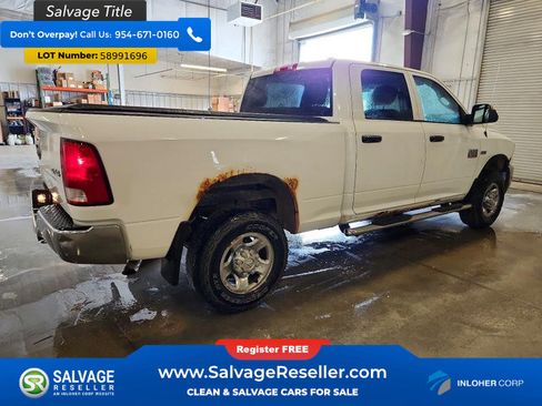 Used 2012 RAM 2500 ST w/ Chrome Appearance Group AWD/4WD image 4