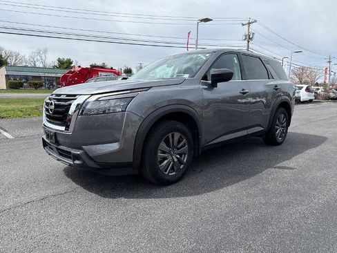 Certified 2024 Nissan Pathfinder S AWD/4WD image 7