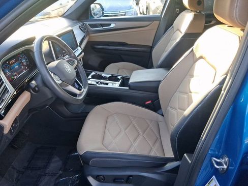 Certified 2024 Volkswagen Atlas Cross Sport SE FWD image 14