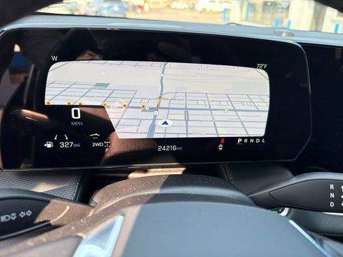 Used 2026 Chevrolet Equinox LT AWD/4WD image 28