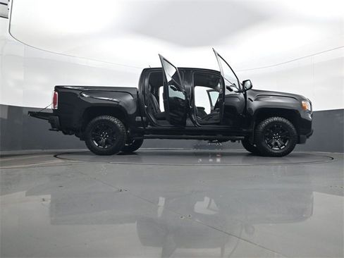 Used 2021 GMC Canyon AT4 image 33