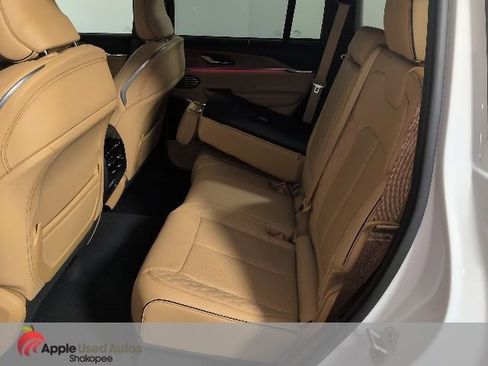 Certified 2024 Jeep Grand Cherokee Summit image 37