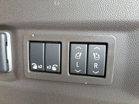 Certified 2023 Chevrolet Tahoe LT w/ LT Signature Plus Package image 24