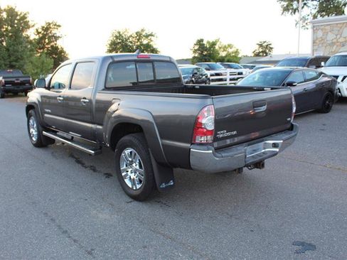 Used 2013 Toyota Tacoma 4x4 Double Cab w/ Limited Pkg image 5