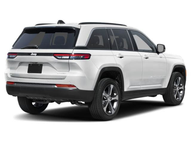 New 2027 Jeep Grand Cherokee Limited AWD/4WD image 2