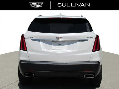 New 2026 Cadillac XT5 Luxury w/ LPO, Floor Liner Package FWD image 5