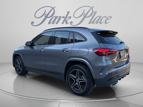 Certified 2025 Mercedes-Benz GLA 250 image 3