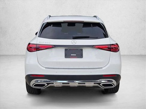 Used 2026 Mercedes-Benz GLC 300 image 8