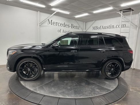 Used 2026 Mercedes-Benz GLS 450 4MATIC image 4