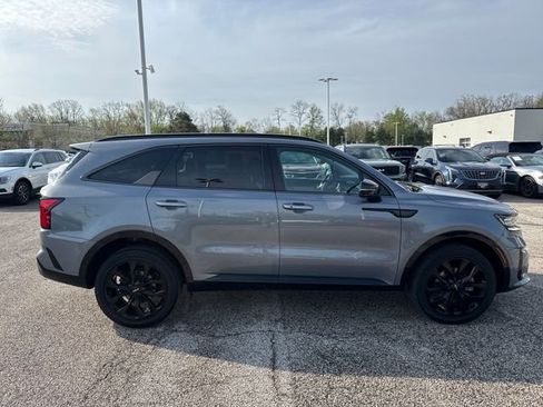 Certified 2023 Kia Sorento SX AWD/4WD image 8