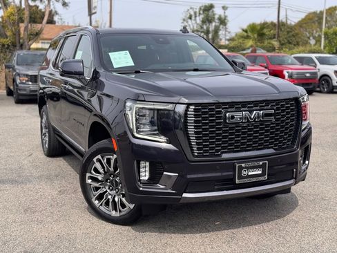 Used 2024 GMC Yukon Denali Ultimate image 2