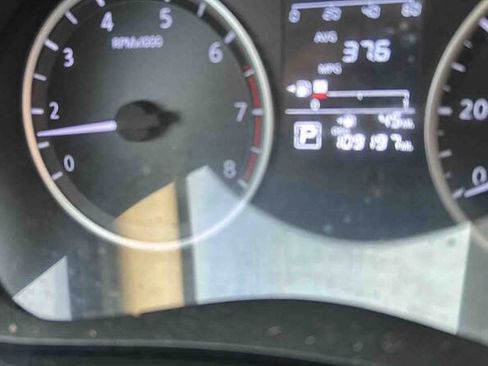 Used 2021 Nissan Versa S FWD image 14