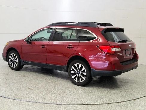 Used 2016 Subaru Outback 2.5i Limited AWD/4WD image 5