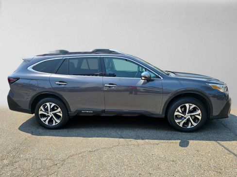 Used 2021 Subaru Outback Touring AWD/4WD image 2