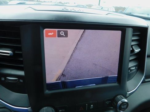 Used 2024 RAM 3500 Big Horn image 36