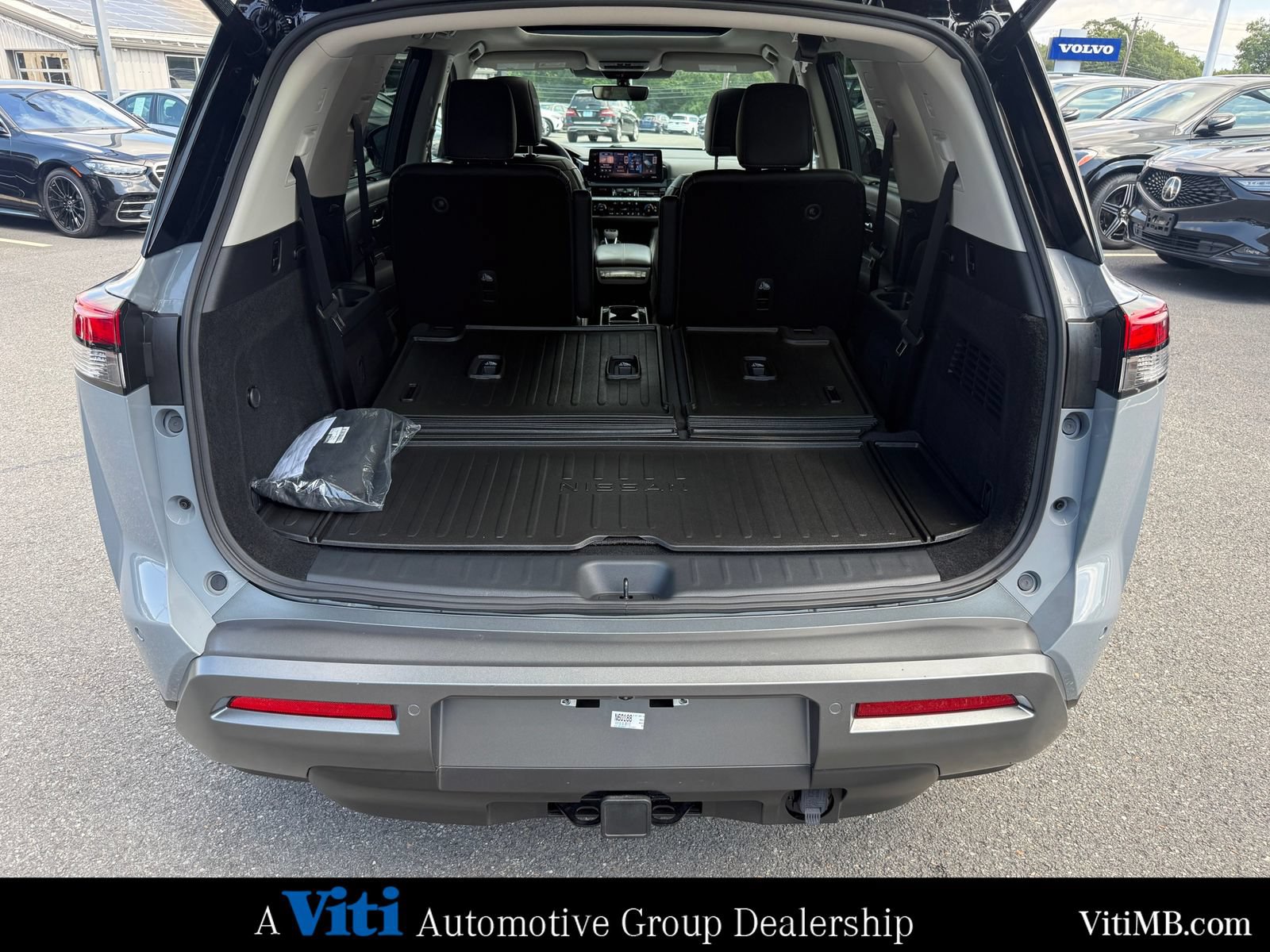 Used 2026 Nissan Pathfinder Platinum AWD/4WD image 24