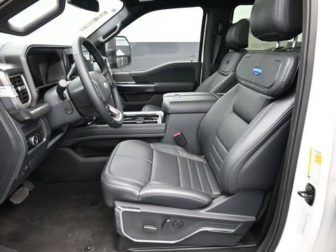 New 2025 Ford F350 Platinum image 18