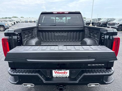 New 2026 GMC Sierra 1500 Denali AWD/4WD image 32