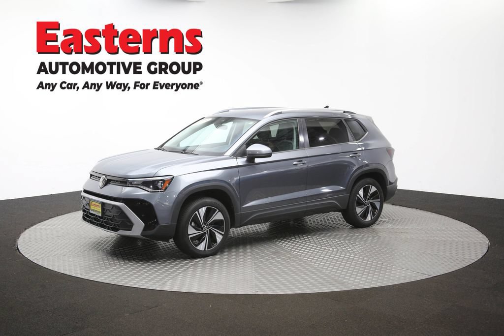 Used 2025 Volkswagen Taos SE AWD/4WD image 56