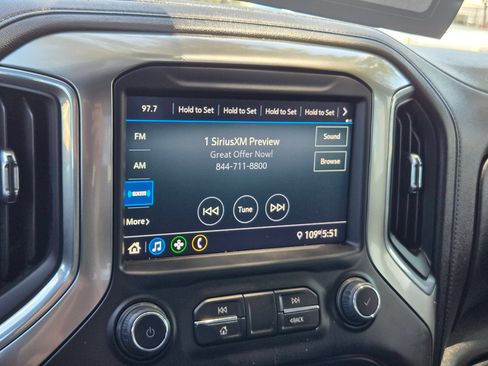 Certified 2022 Chevrolet Silverado 1500 LT Trail Boss w/ Safety Package AWD/4WD image 15