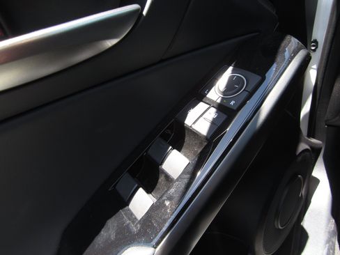 Used 2025 Lexus IS 300 F Sport RWD image 21