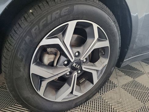 Used 2021 Kia Forte LXS FWD image 31