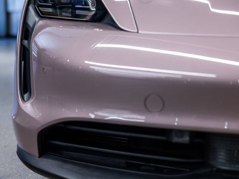 Used 2023 Porsche Taycan RWD image 17