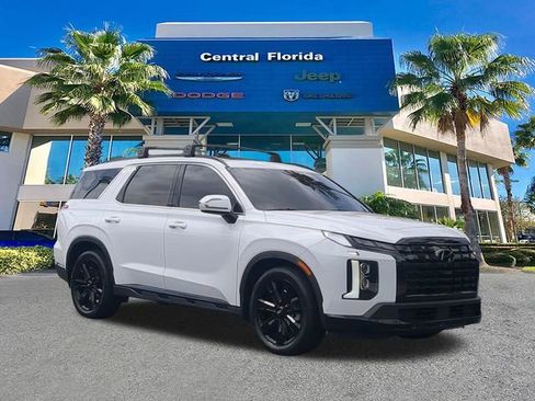 Used 2024 Hyundai Palisade XRT FWD image 2