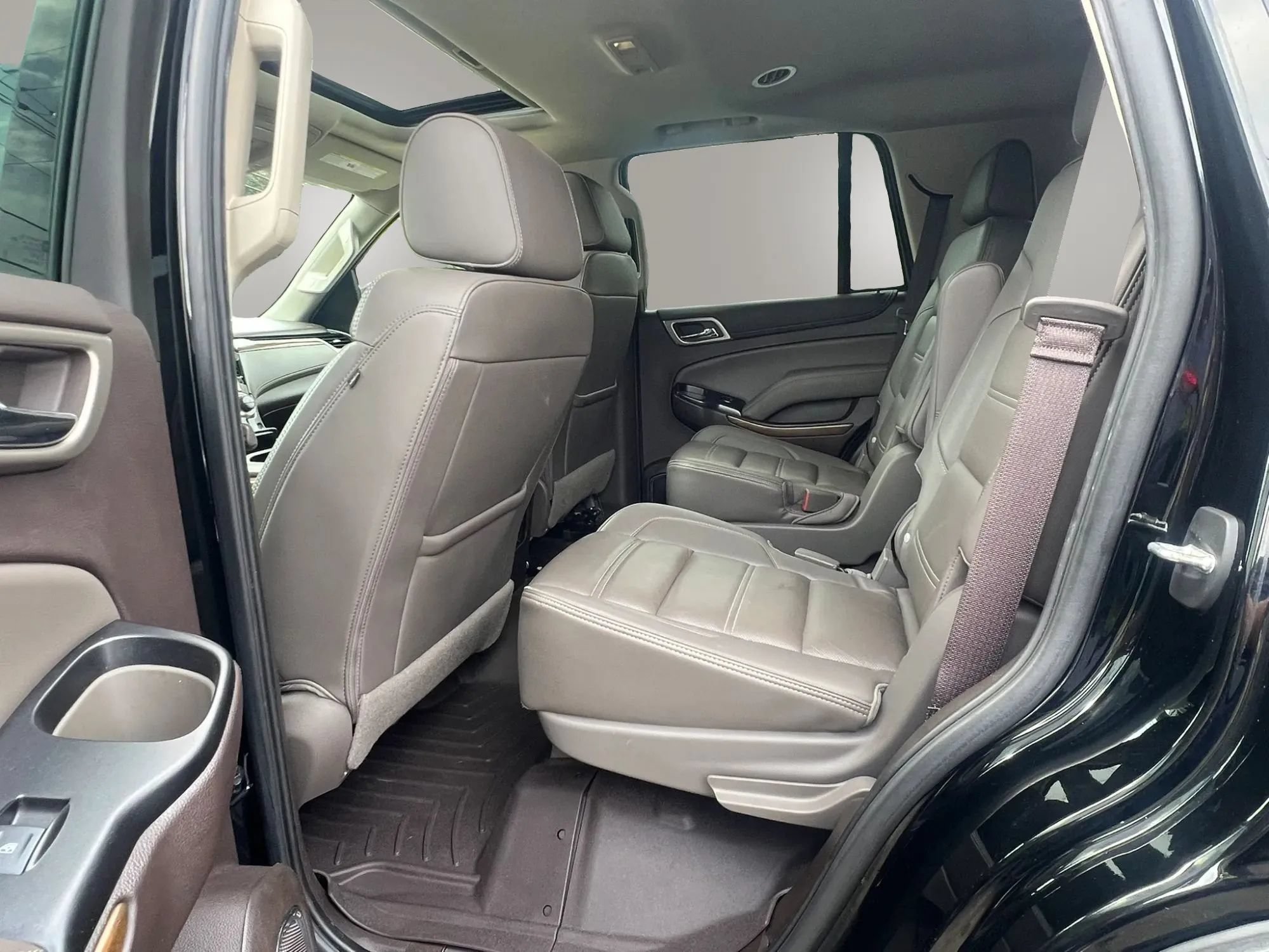 Used 2020 GMC Yukon Denali w/ Denali Premium Package AWD/4WD image 29