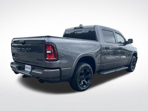 Used 2025 RAM 1500 Big Horn AWD/4WD image 4
