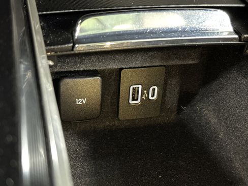 Used 2022 Lincoln Corsair Standard w/ Premium Package image 36