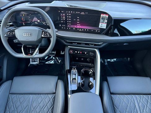 New 2025 Audi SQ5 Premium Plus image 12